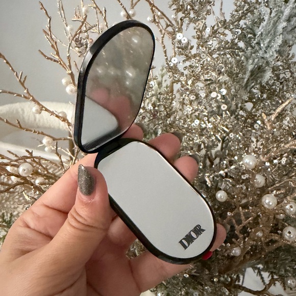 Dior Beauty CD Dual Mirror Phone Ring Metal Holder Stand 3M - Silver / Black - Picture 7 of 8